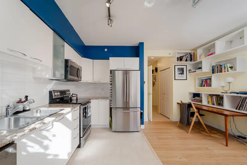 420 4028 KNIGHT STREET - photo 3 of 25