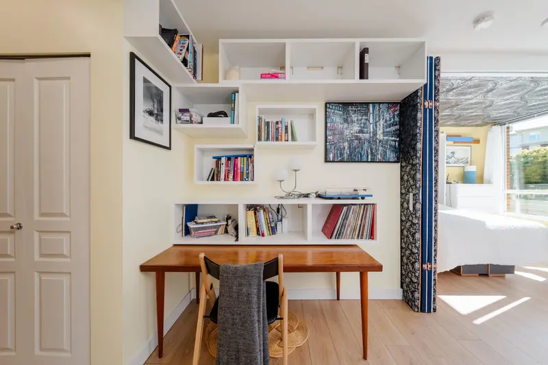 420 4028 KNIGHT STREET - photo 4 of 25