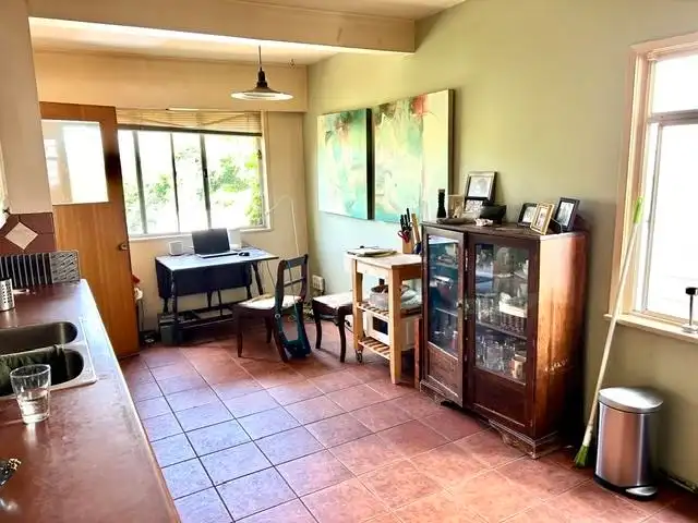 5925 CHESTER STREET - photo 4 of 13