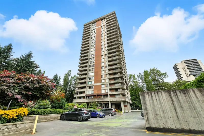 2403 3737 BARTLETT COURT - photo 2 of 25