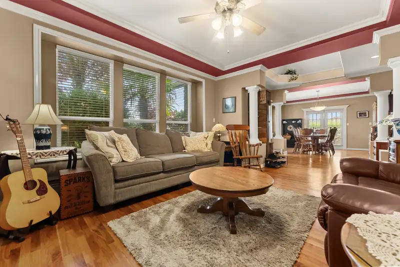 330 ROSEHILL WYND - photo 3 of 40
