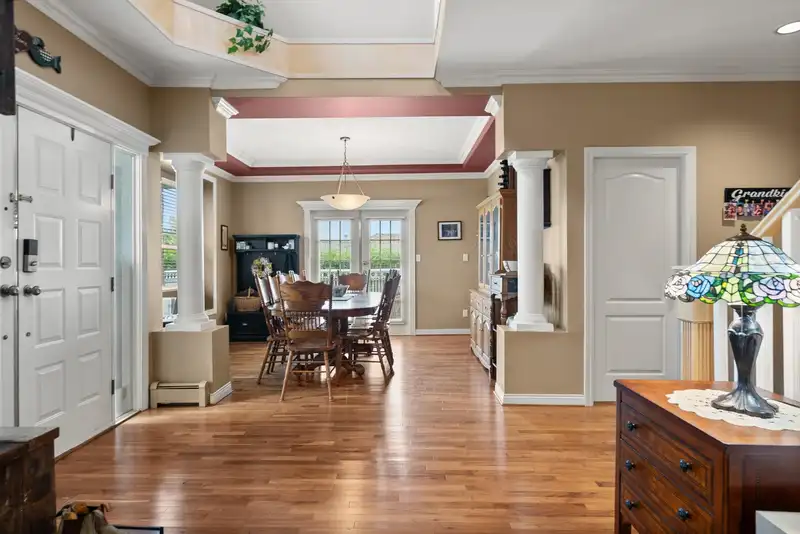 330 ROSEHILL WYND - photo 4 of 40