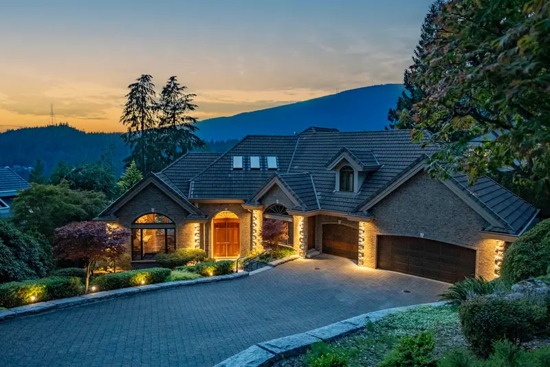 3411 SENKLER ROAD - photo 1 of 25