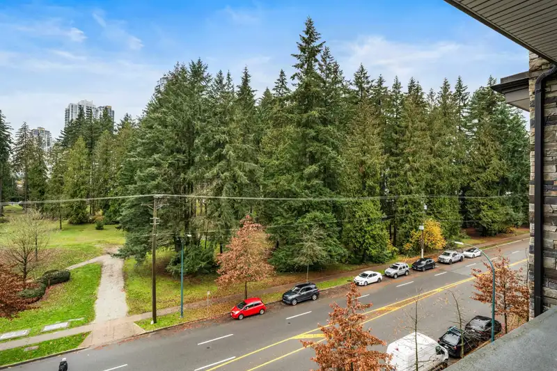507 1151 WINDSOR MEWS - photo 2 of 28
