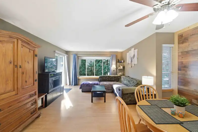 706 1750 MCKENZIE ROAD - photo 1 of 34