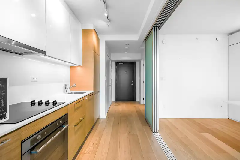 907 13438 CENTRAL AVENUE - photo 3 of 30