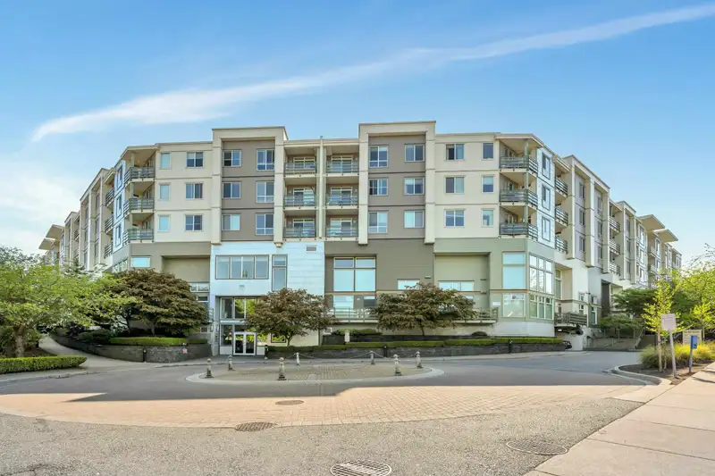 12 15850 26 AVENUE - photo 1 of 40
