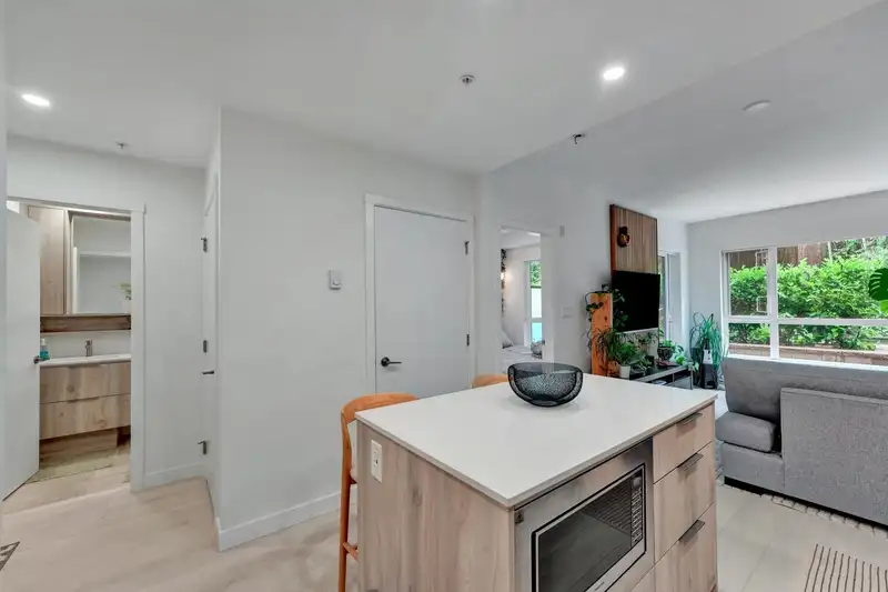 211 3596 MALSUM DRIVE - photo 4 of 40