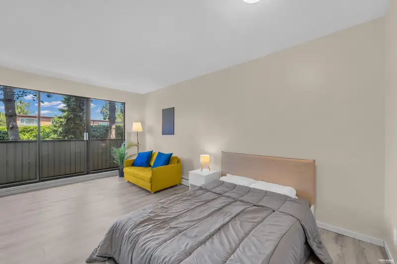 303 1296 W 70TH AVENUE - photo 4 of 25