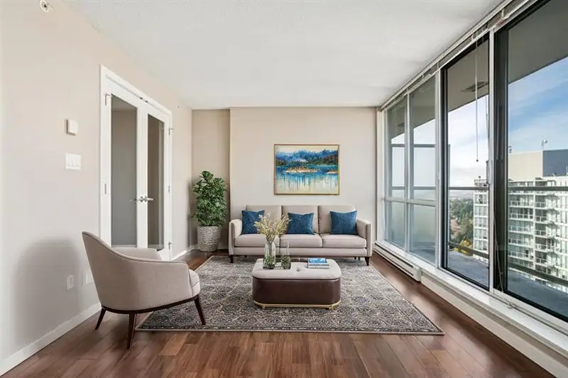 3601 9981 WHALLEY BOULEVARD - photo 4 of 25