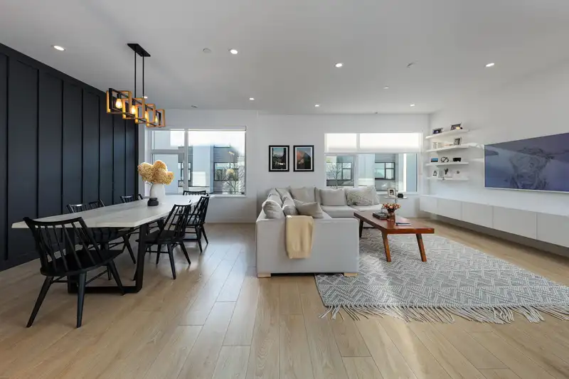 17 602 LILE DRIVE - photo 1 of 29