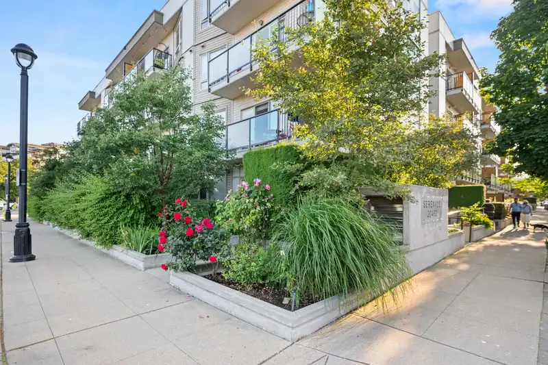 201 20460 DOUGLAS CRESCENT - photo 2 of 38