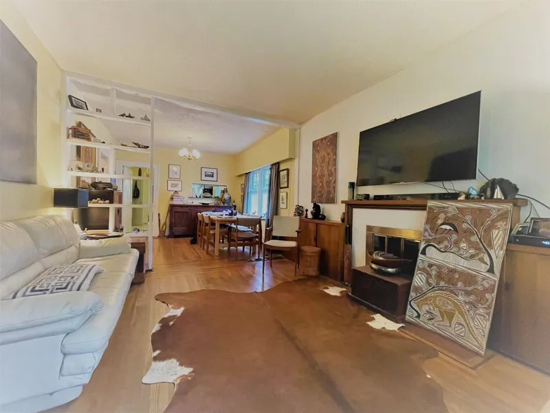 3259 W 7TH AVENUE - photo 1 of 10