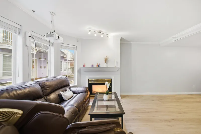 18 8711 JONES ROAD - photo 4 of 25