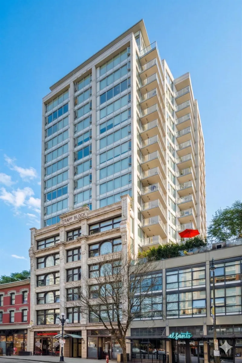 1808 668 COLUMBIA STREET - photo 3 of 25