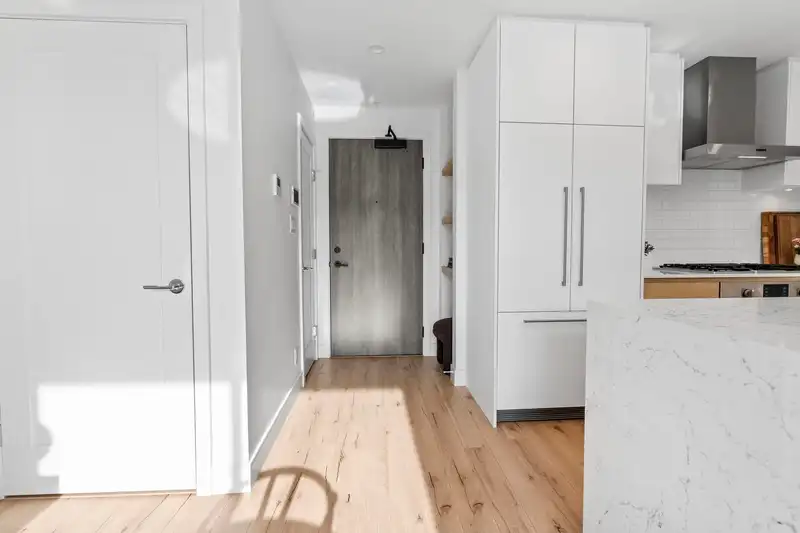 527 3131 MURRAY STREET - photo 3 of 40