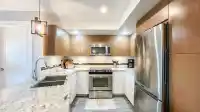 404 14955 VICTORIA AVENUE - thumbnail 4