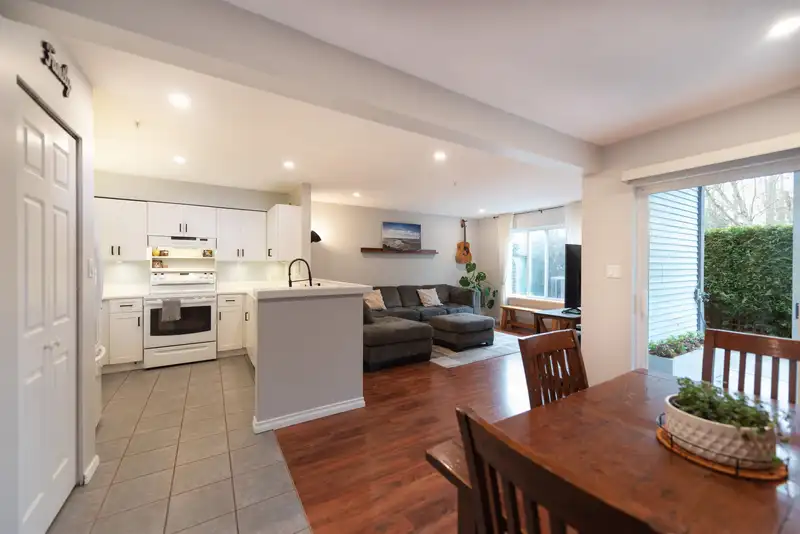 111 5711 EBBTIDE STREET - photo 4 of 24