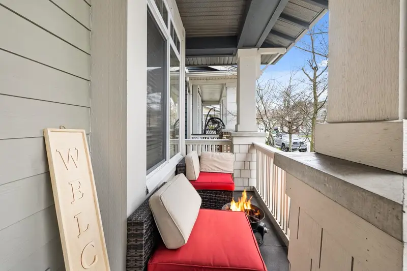 295 173 STREET - photo 3 of 25