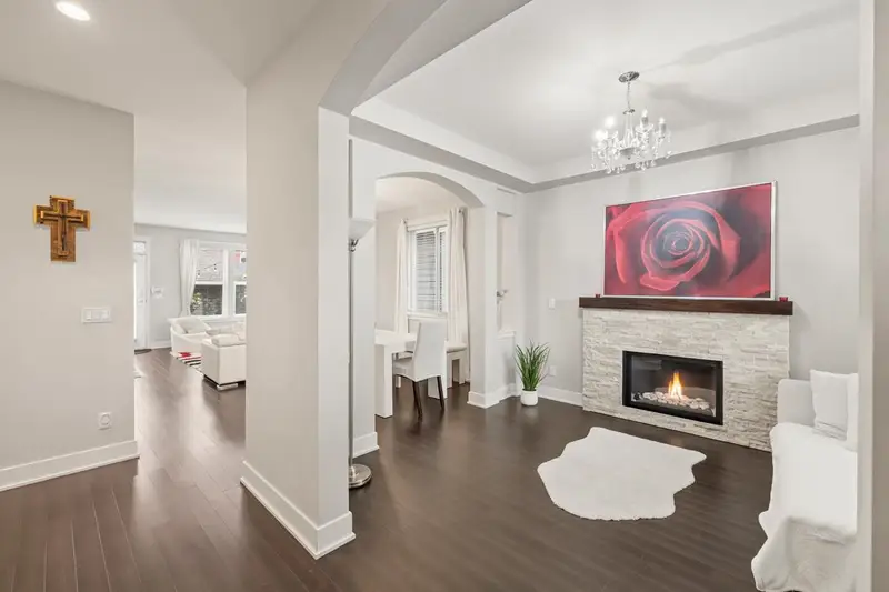 295 173 STREET - photo 4 of 25