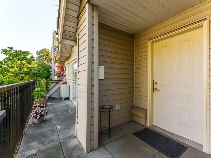 77 9339 ALBERTA ROAD - photo 4 of 21