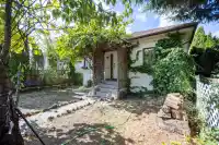 4605 RUPERT STREET - thumbnail 1