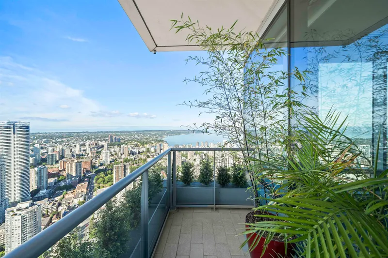 5704 1128 W GEORGIA STREET - photo 4 of 25