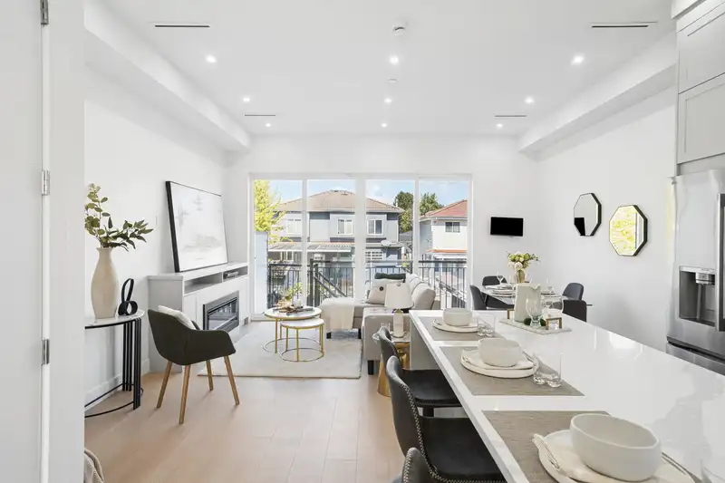 2 1005 E 55TH AVENUE - photo 1 of 40