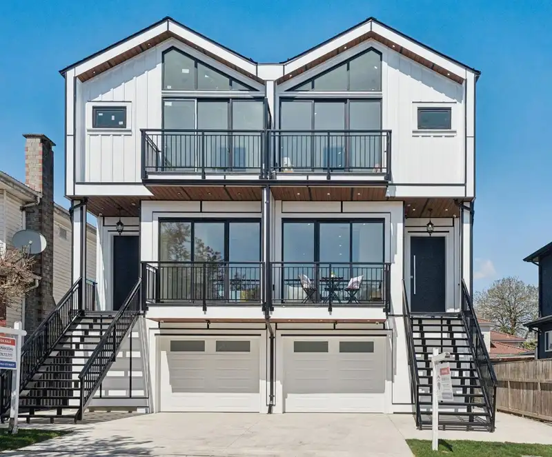 2 1005 E 55TH AVENUE - photo 3 of 40