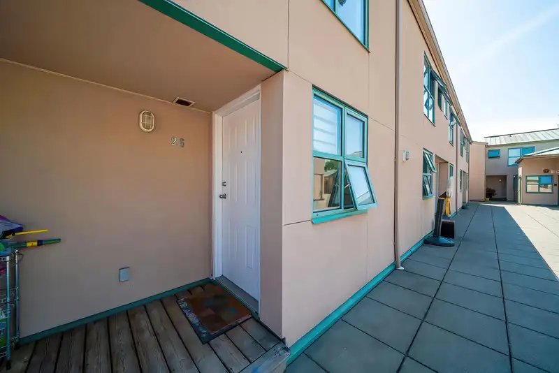 26 3200 WESTWOOD STREET - photo 4 of 31