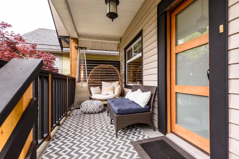 3528 FRANKLIN STREET - photo 2 of 25