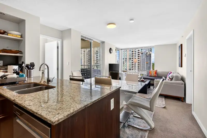 1803 2980 ATLANTIC AVENUE - photo 4 of 26
