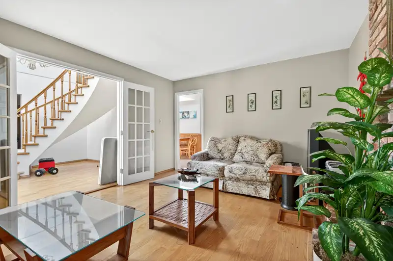9100 JASKOW GATE - photo 4 of 31