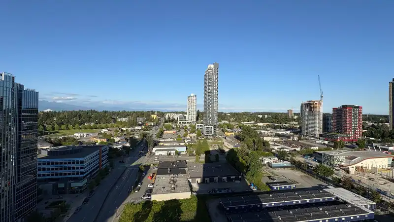 2110 10777 UNIVERSITY DRIVE - photo 2 of 13