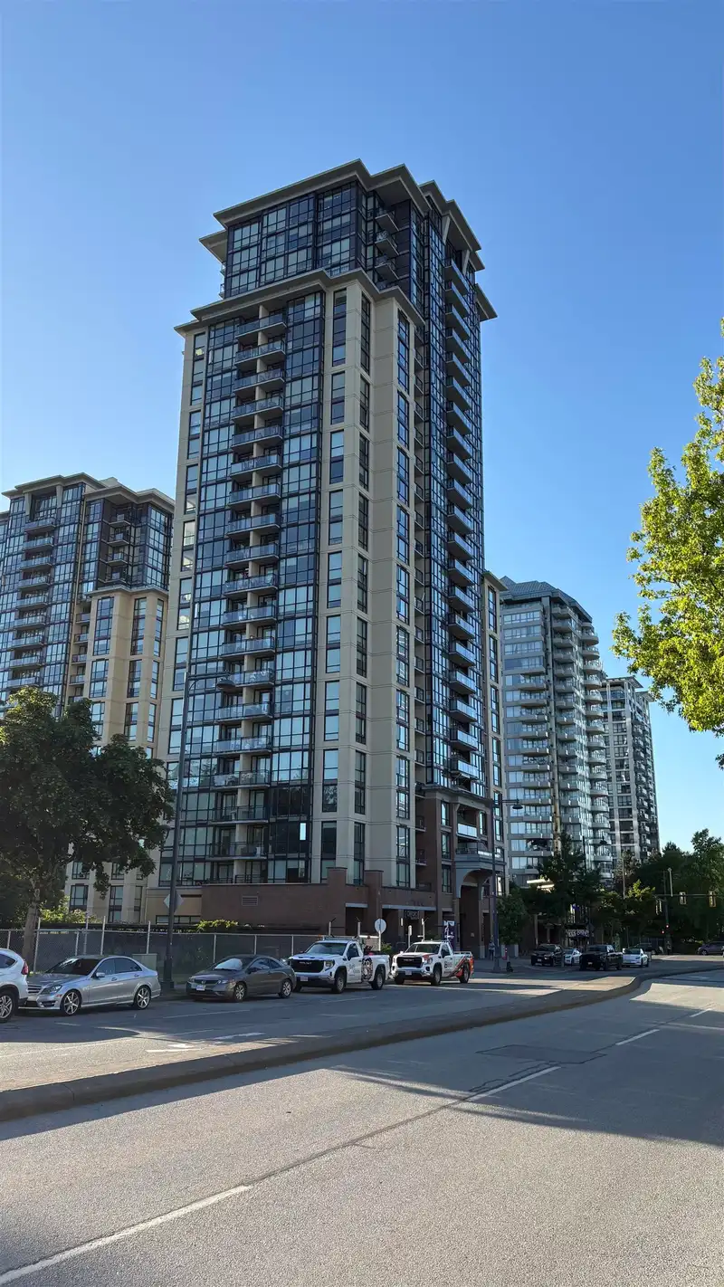 2110 10777 UNIVERSITY DRIVE - photo 3 of 13