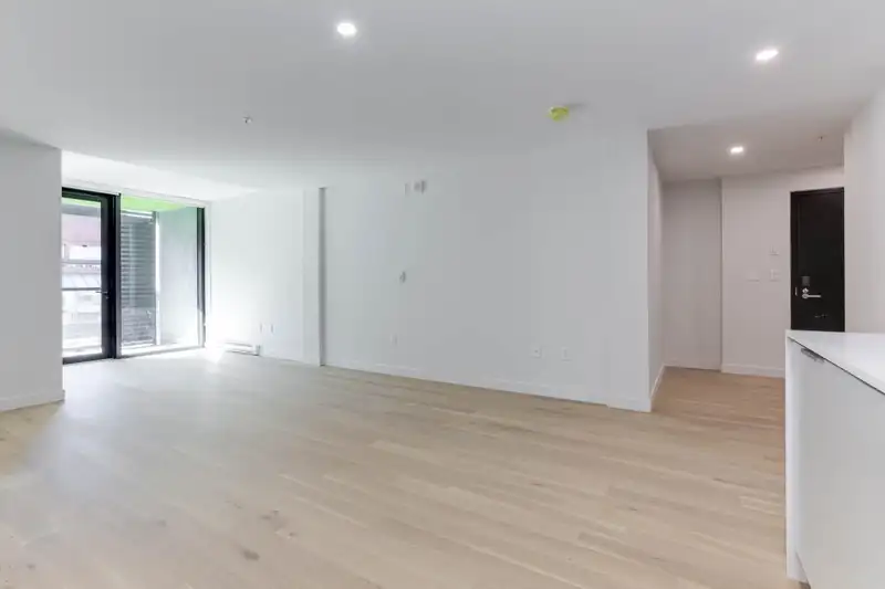 505 239 KEEFER STREET - photo 3 of 22