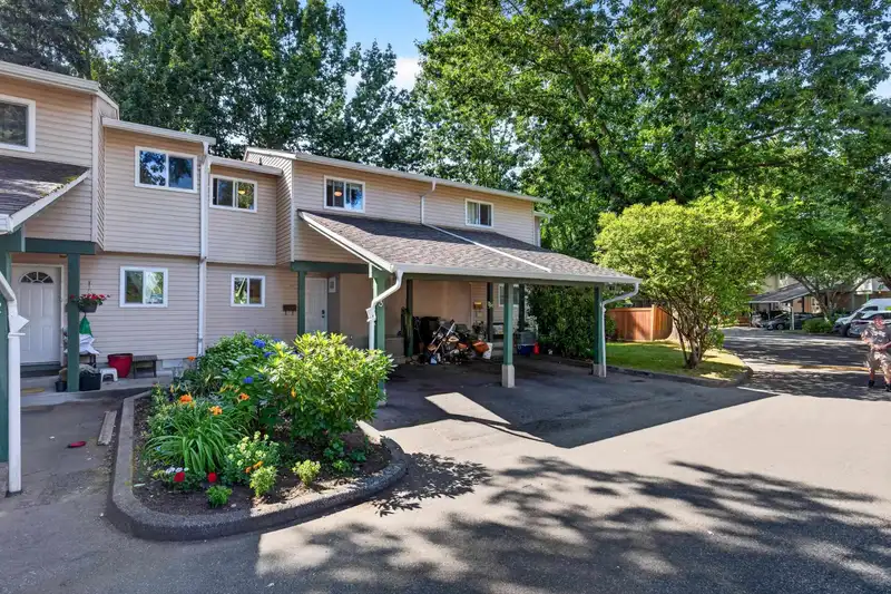 3 20587 51A STREET - photo 3 of 37