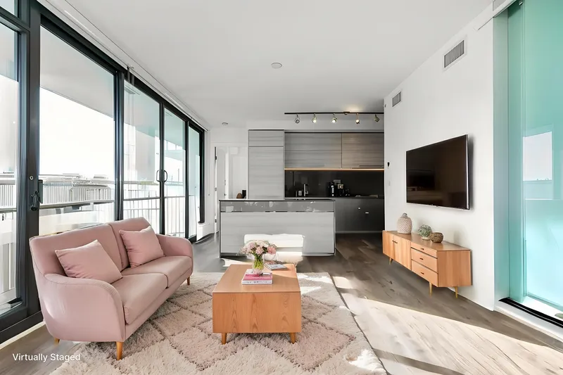 303 4488 JUNEAU STREET - photo 3 of 20