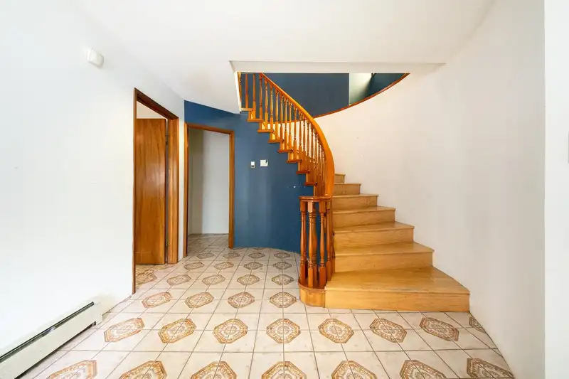 5829 KERR STREET - photo 2 of 20
