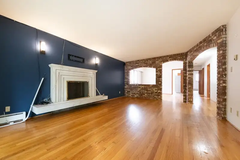 5829 KERR STREET - photo 4 of 20