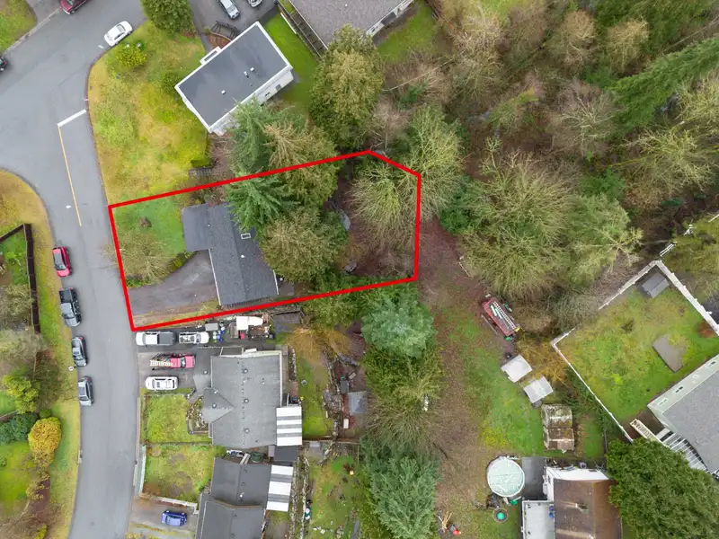 32472 GREBE CRESCENT - photo 4 of 40