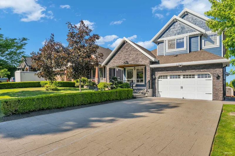 2262 MADRONA PLACE - photo 3 of 25