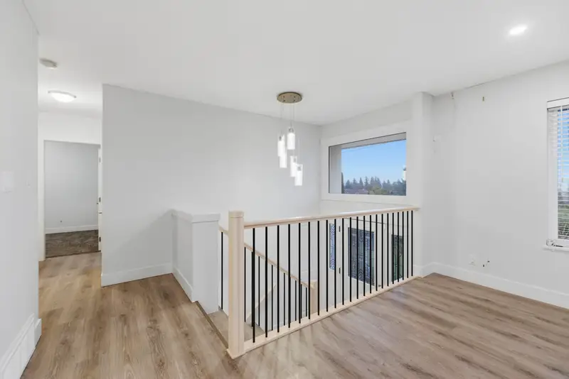 32565 FLEMING AVENUE - photo 4 of 25