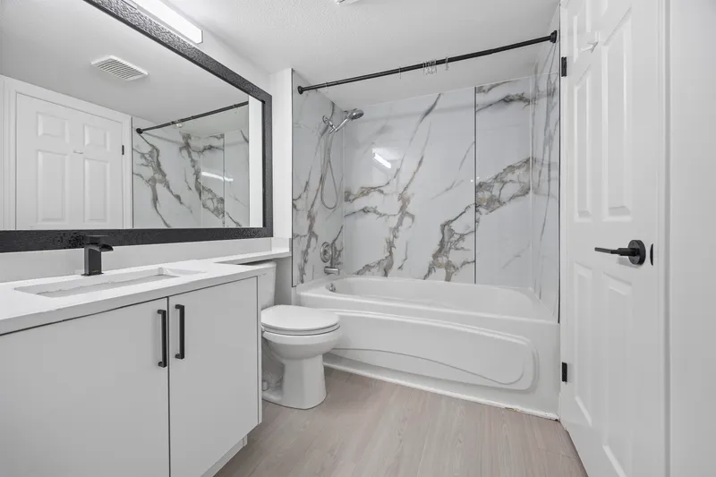 218 15268 105 AVENUE - photo 3 of 25