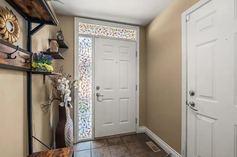 57 16655 64 AVENUE - photo 4 of 37