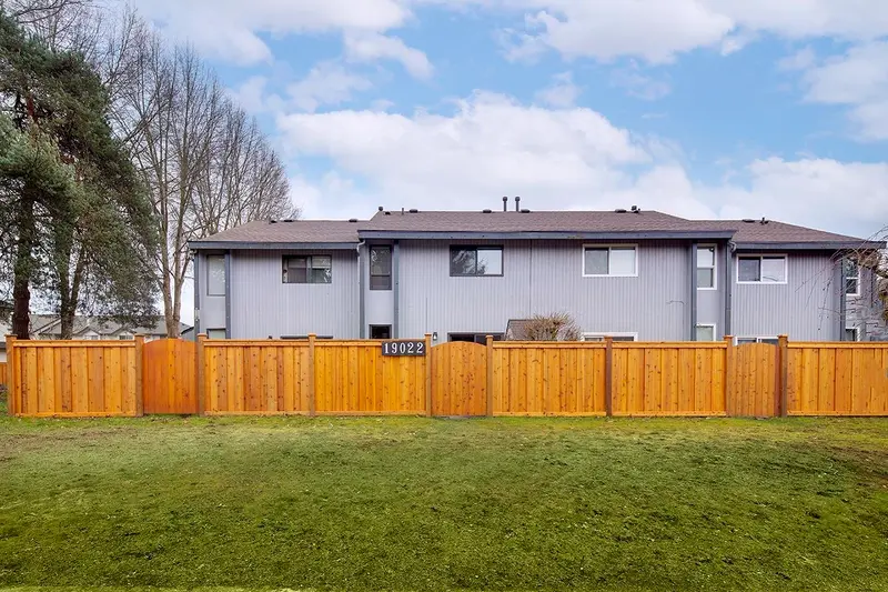 3 19022 119B AVENUE - photo 2 of 25