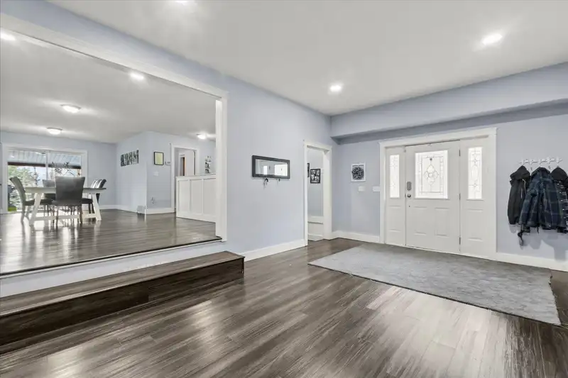 43590 CHILLIWACK MOUNTAIN ROAD - photo 2 of 40