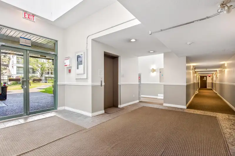 306A 7025 STRIDE AVENUE - photo 2 of 38
