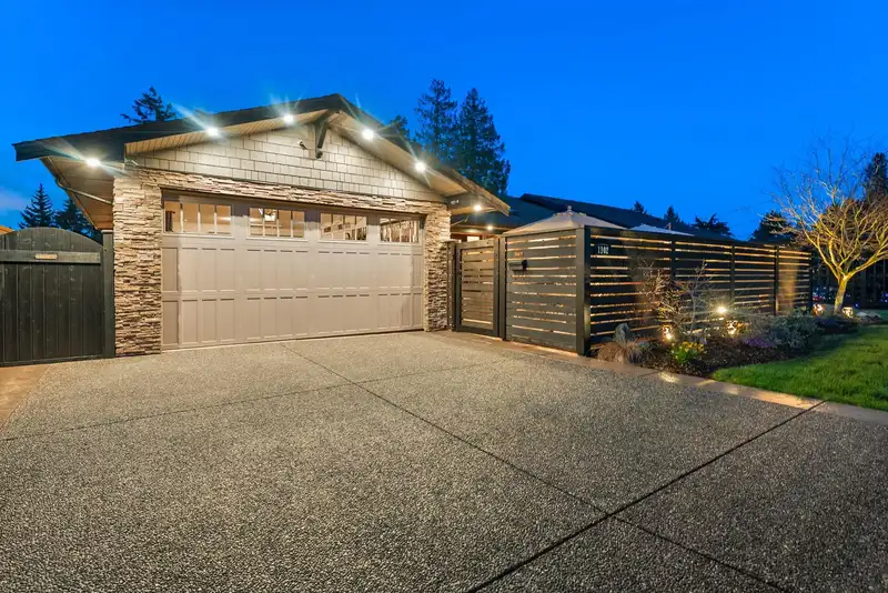 1102 WALALEE DRIVE - photo 2 of 40