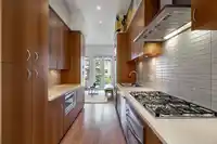 1 1425 W 11TH AVENUE - thumbnail 4